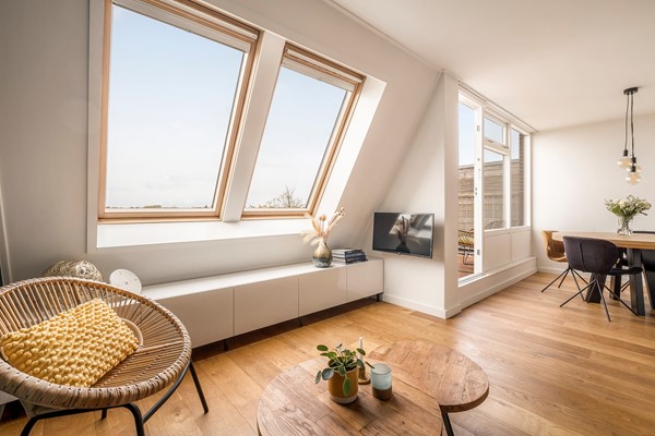 Medium property photo - Jacob van Lennepkade 121E, 1054 ZJ Amsterdam